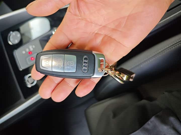 Фото 9 - Audi A3