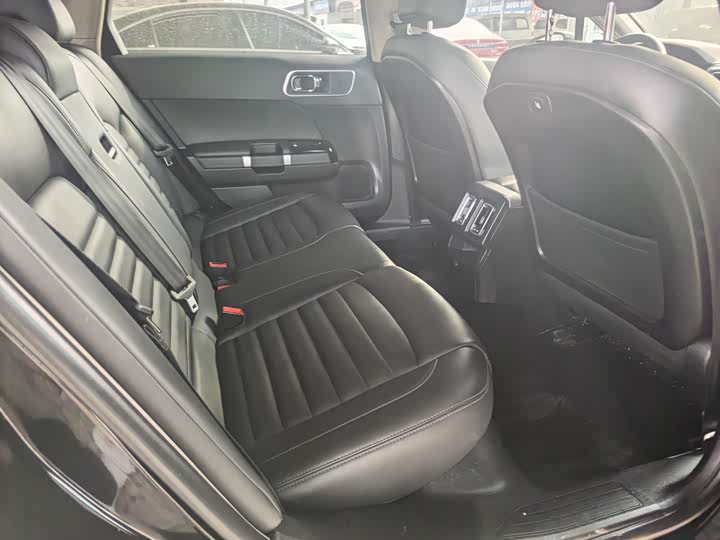 Фото 3 - Citroen C6