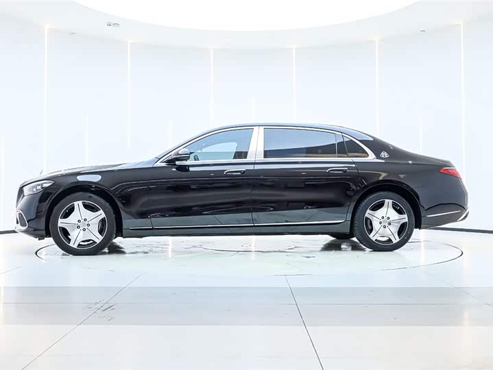 Фото 8 - Mercedes-Benz Maybach S-Class