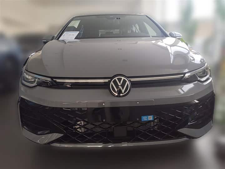 Фото 5 - Volkswagen Golf