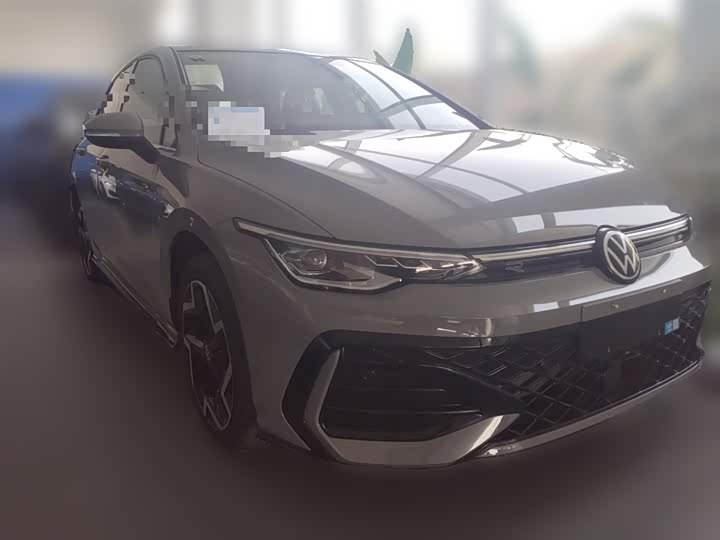 Фото 7 - Volkswagen Golf