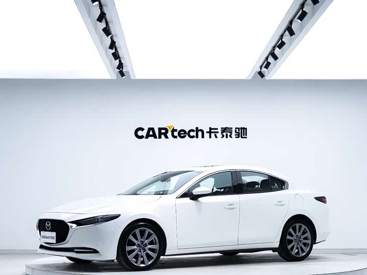 Фото 1 - Mazda 3 (Axela)