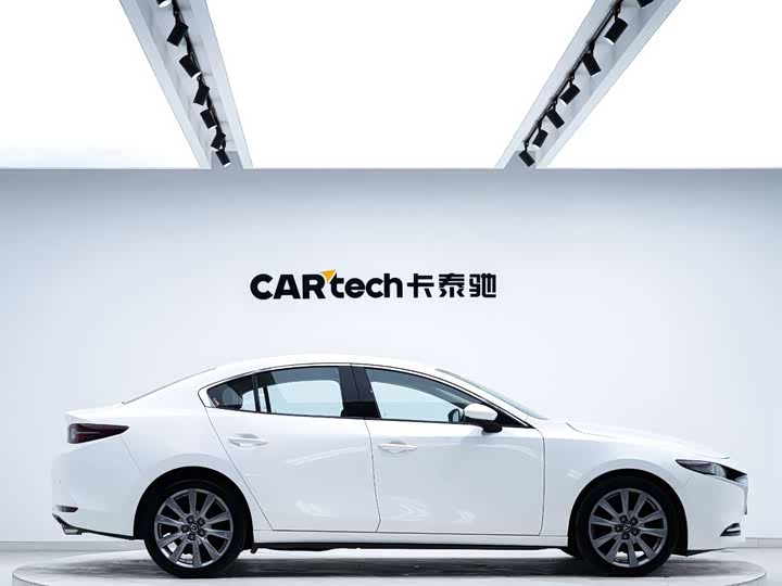 Фото 4 - Mazda 3 (Axela)