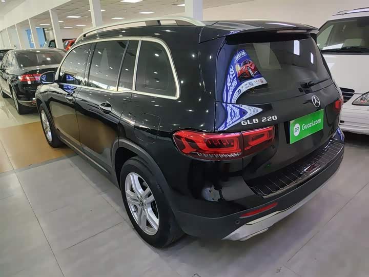 Фото 5 - Mercedes-Benz GLB-Class