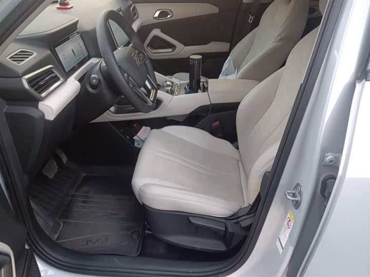 Фото 8 - BYD Yuan Up