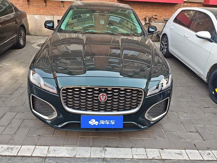 Фото 2 - Jaguar XF L