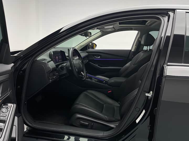 Фото 8 - Honda Accord