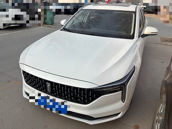 Фото 1 - Bestune B70