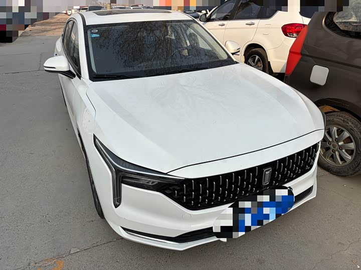 Фото 3 - Bestune B70