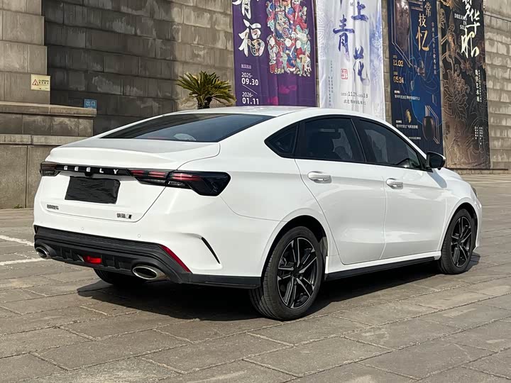 Фото 5 - Geely Binrui