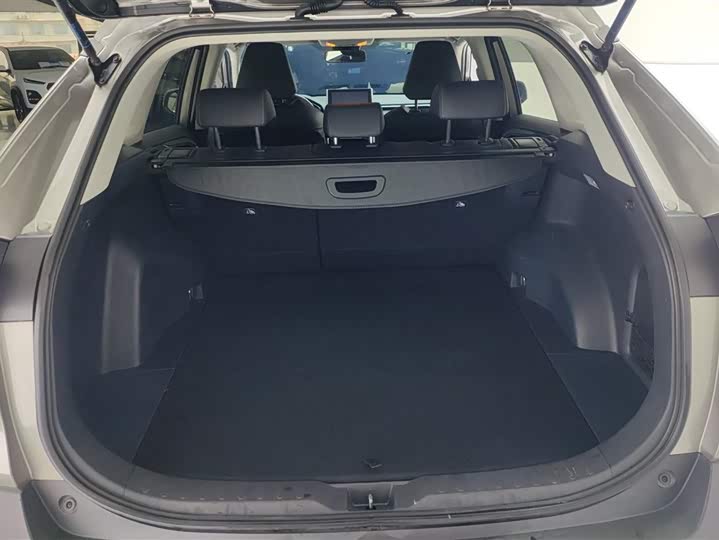 Фото 4 - Toyota RAV4