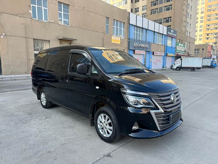 Фото 3 - Dongfeng Forthing Lingzhi M5