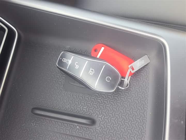 Фото 9 - BYD Song Pro Hybrid