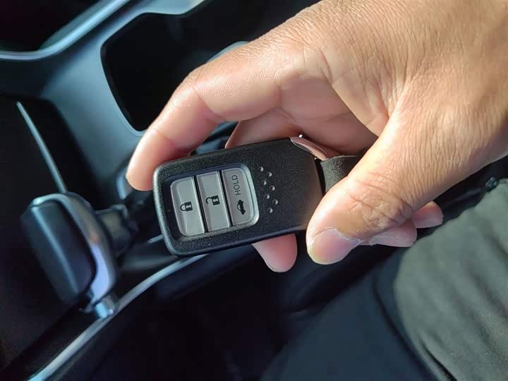 Фото 9 - Honda Accord