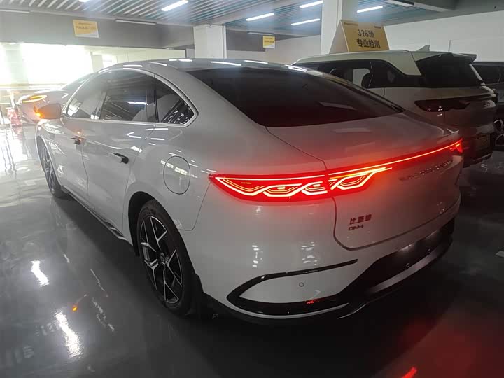 Фото 5 - BYD Han