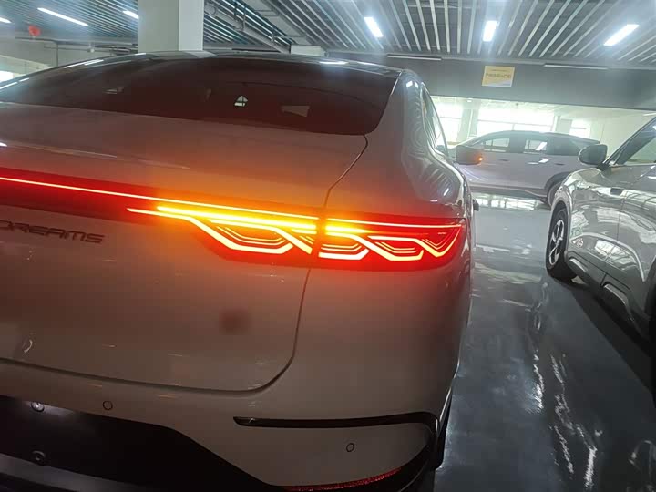 Фото 8 - BYD Han