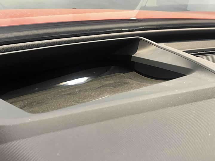 Фото 5 - Audi Q5 e-tron