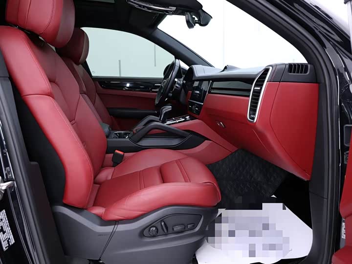 Фото 9 - Porsche Cayenne