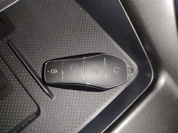 Фото 9 - BYD Sea Lion 05 DM-i Hybrid