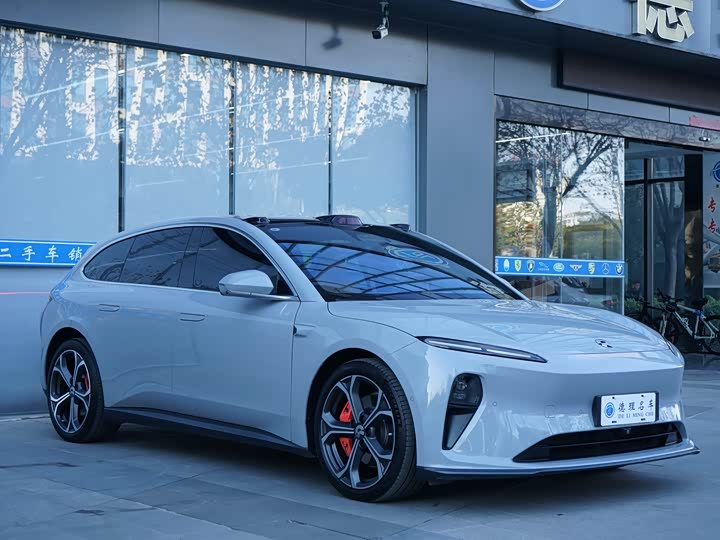 Фото 3 - Nio ET5T