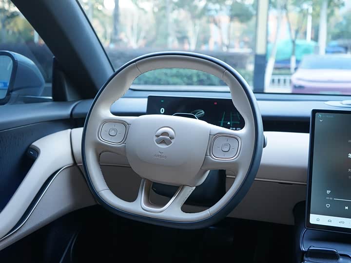 Фото 7 - Nio ET5T