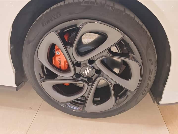 Фото 6 - IM motors L6