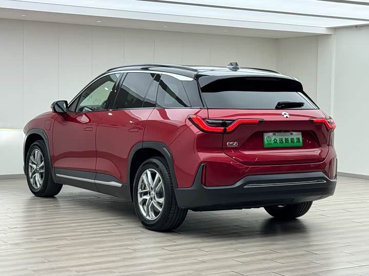 Фото 8 - Nio ES6