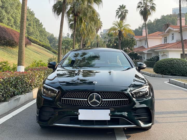 Фото 2 - Mercedes-Benz E-Class