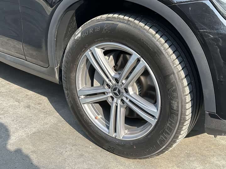 Фото 3 - Mercedes-Benz GLC-Class