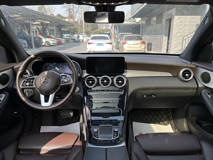 Фото 7 - Mercedes-Benz GLC-Class