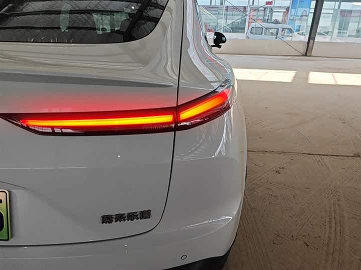 Фото 8 - Nio Onvo L60