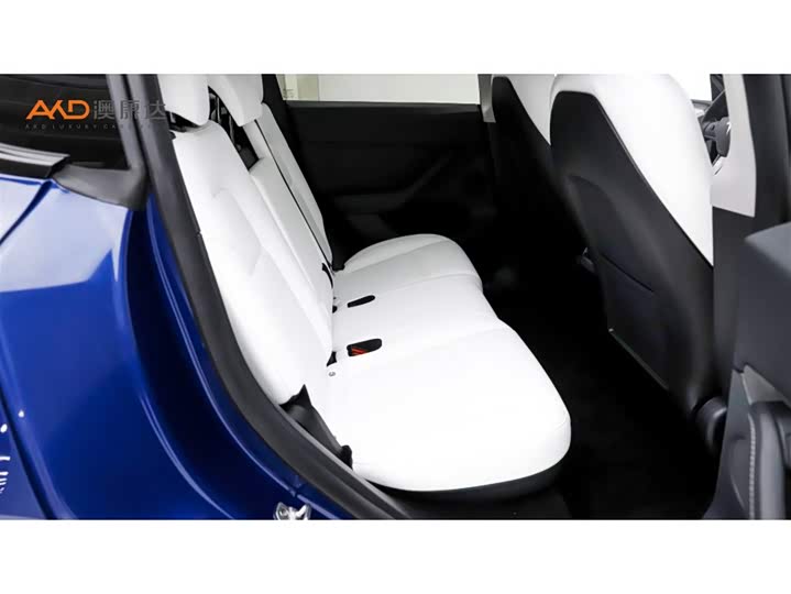 Фото 8 - Tesla Model Y