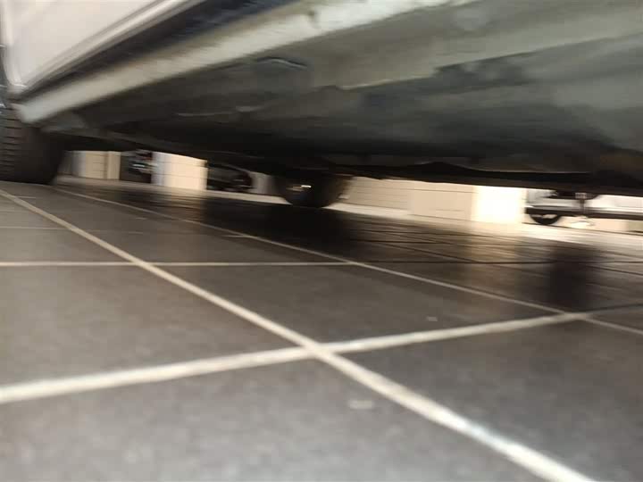 Фото 2 - Audi A4L