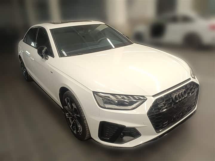 Фото 7 - Audi A4L