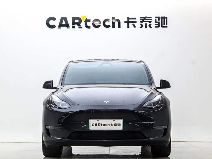 Фото 2 - Tesla Model Y