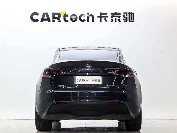 Фото 5 - Tesla Model Y