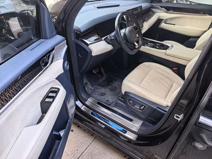 Фото 4 - Zeekr 009