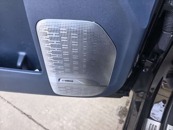 Фото 6 - Zeekr 009