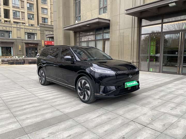 Фото 3 - Dongfeng Yipai eπ 008