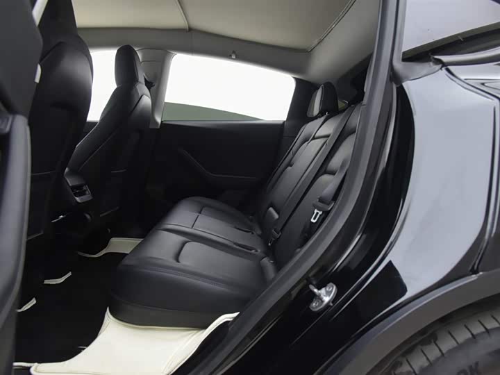 Фото 7 - Tesla Model Y