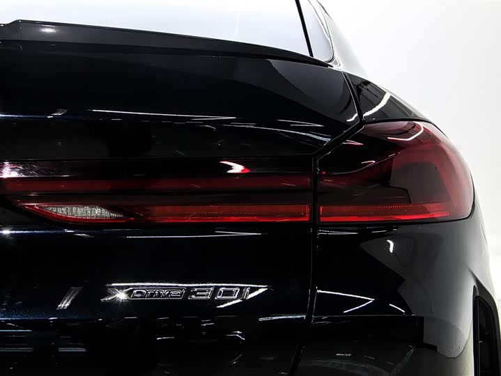 Фото 8 - BMW X6