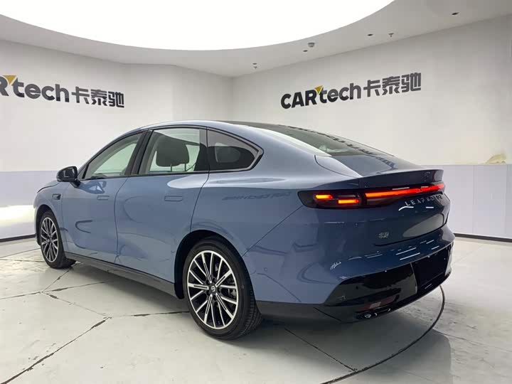 Фото 7 - Leapmotor B01