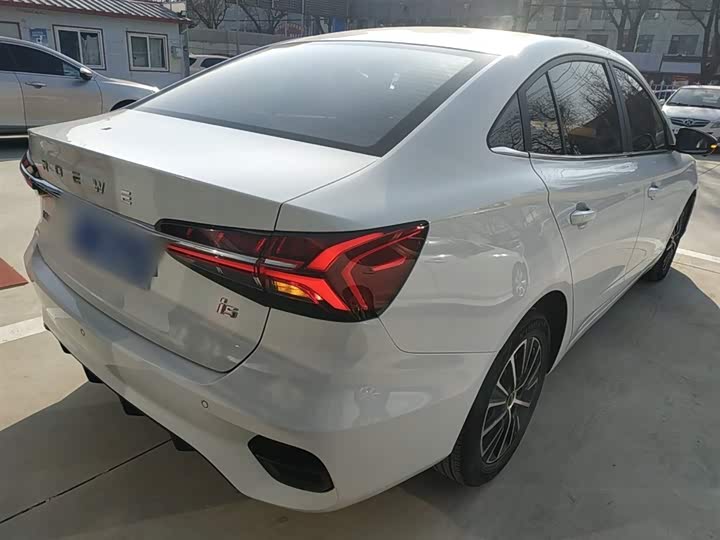 Фото 7 - Roewe i5