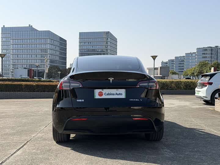 Фото 5 - Tesla Model Y