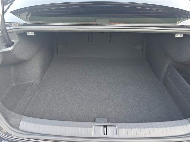 Фото 4 - Volkswagen Magotan