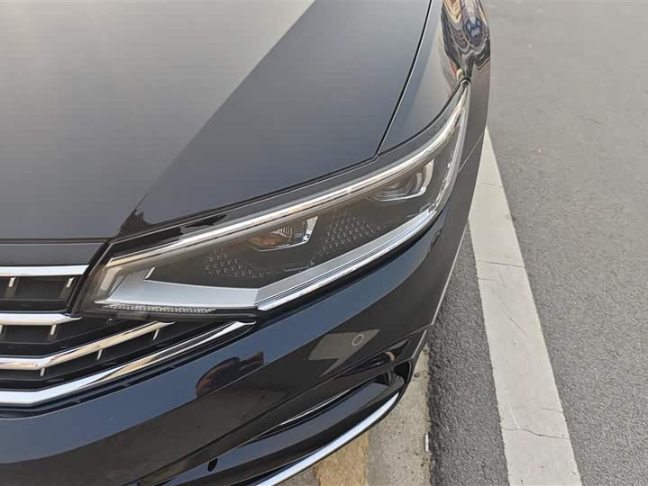 Фото 5 - Volkswagen Magotan