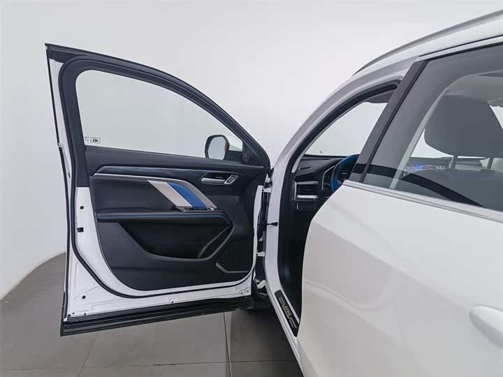 Фото 8 - Haval H6