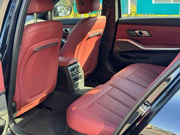 Фото 3 - BMW 3 Series