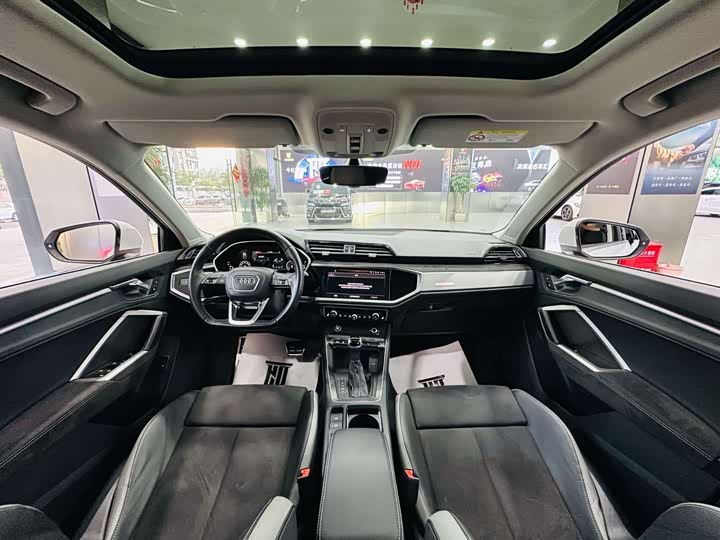 Фото 4 - Audi Q3