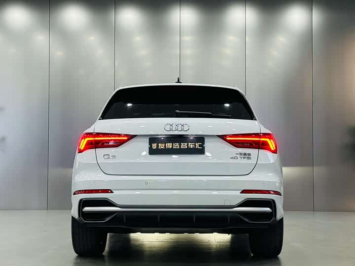 Фото 7 - Audi Q3